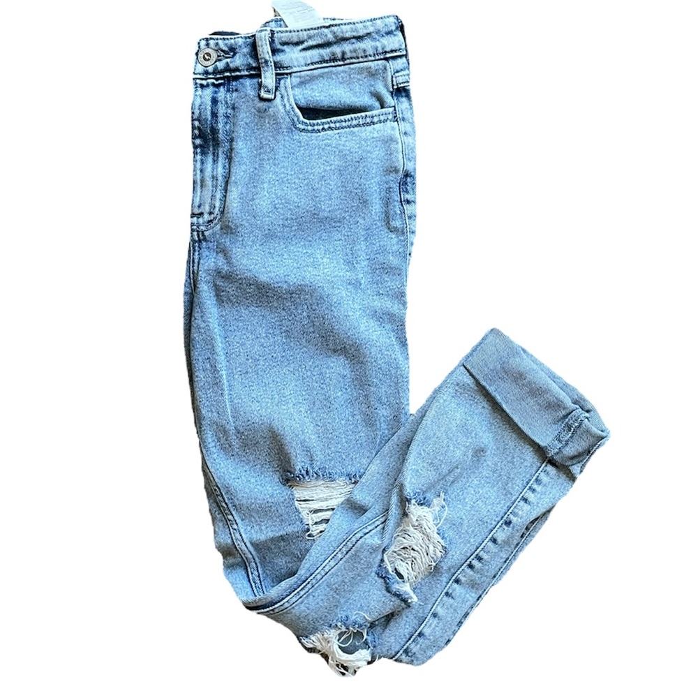 HOLLISTER DISTRESSED JEANS
